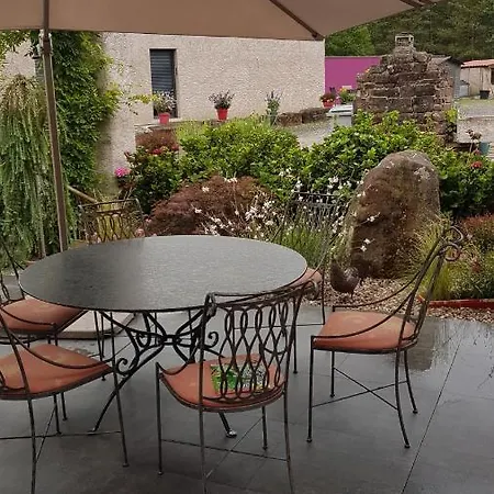 La Maison De Louise Pierre-Percée Exterior foto